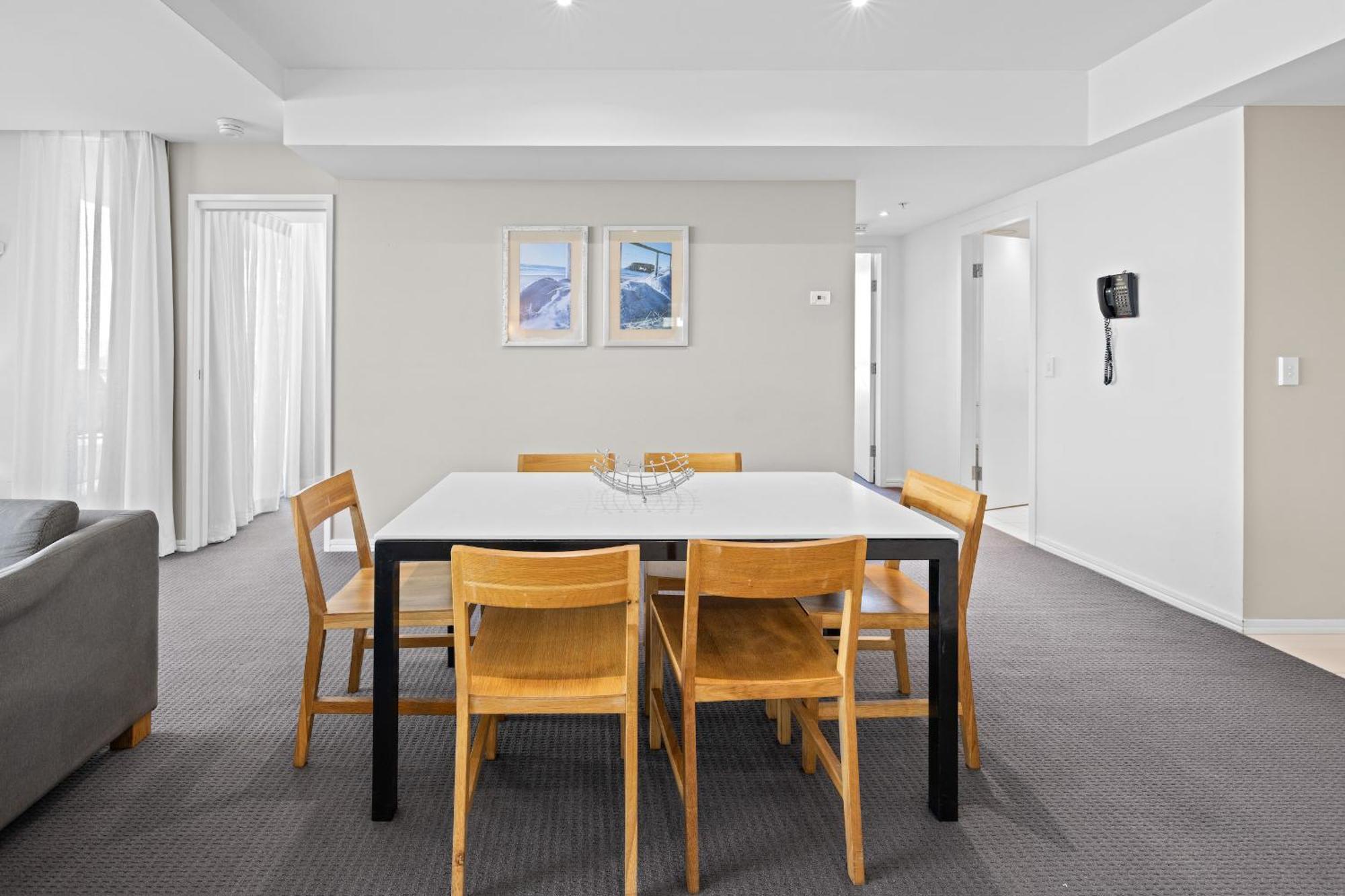 H-Residences Private Apartments - Hosted By Coastal Letting Голд-Кост Экстерьер фото