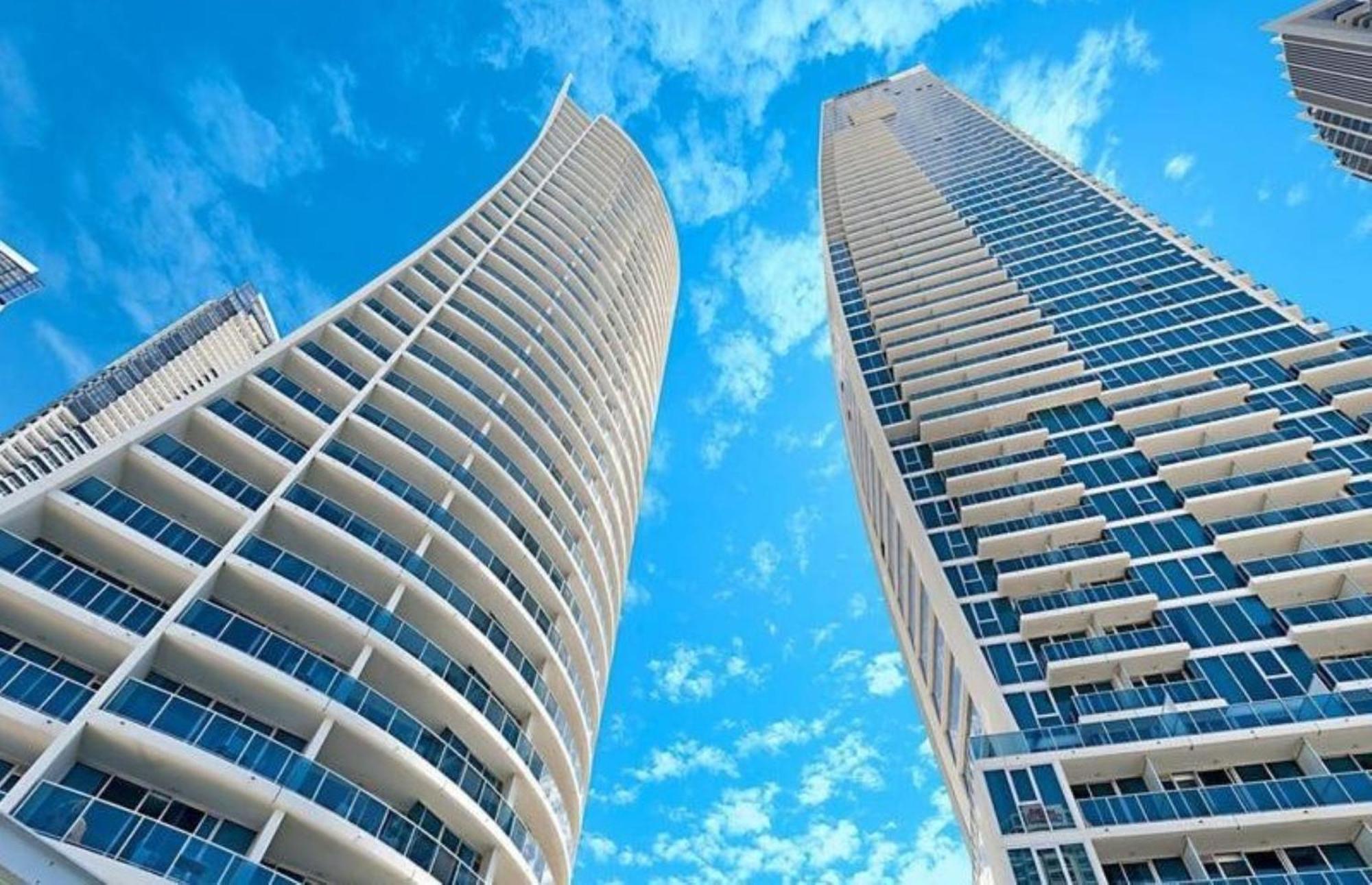 H-Residences Private Apartments - Hosted By Coastal Letting Голд-Кост Экстерьер фото
