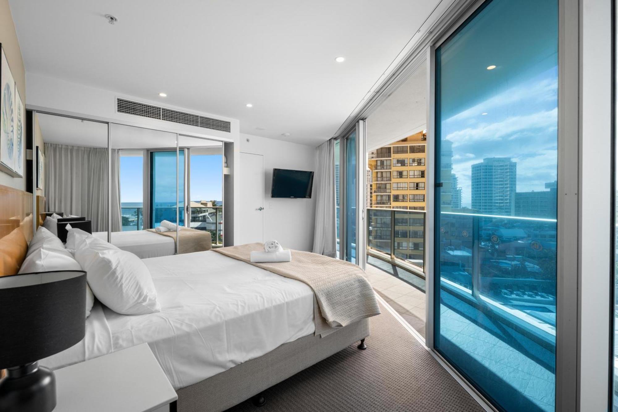 H-Residences Private Apartments - Hosted By Coastal Letting Голд-Кост Экстерьер фото