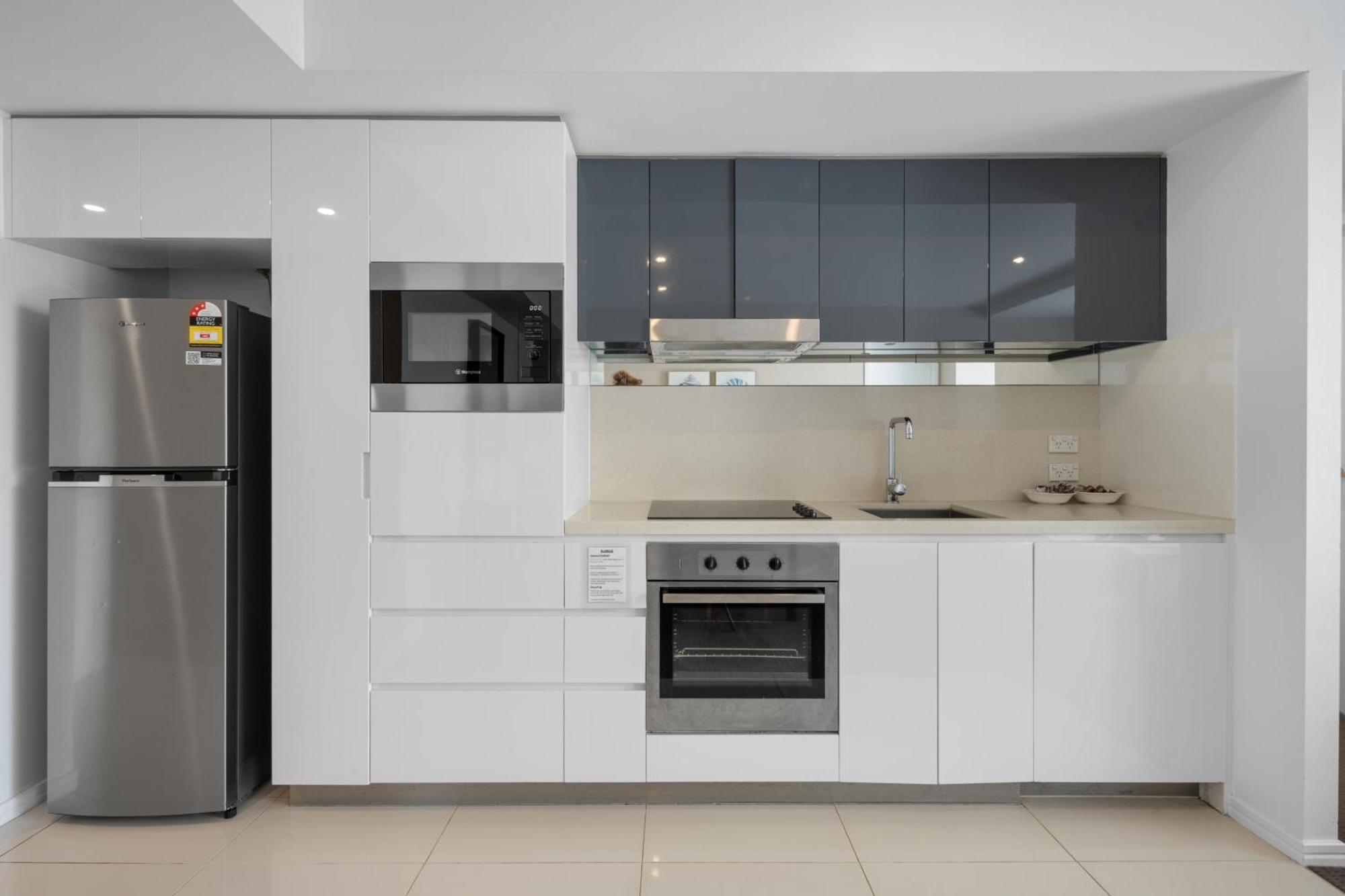 H-Residences Private Apartments - Hosted By Coastal Letting Голд-Кост Экстерьер фото